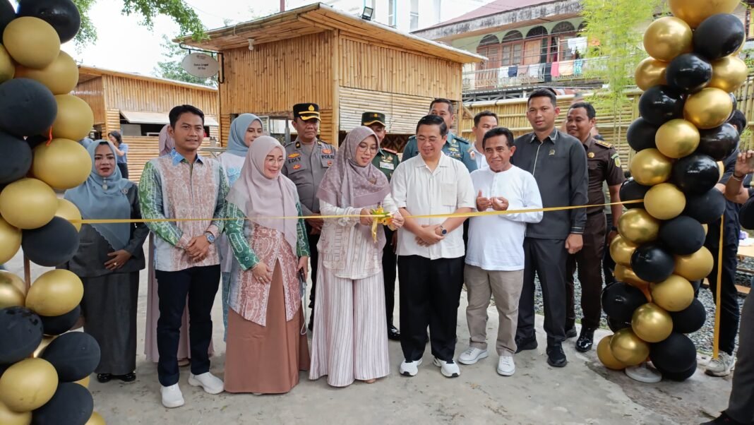 Kampung Ketupat Banjarmasin Kampung Ketupat Banjarmasin