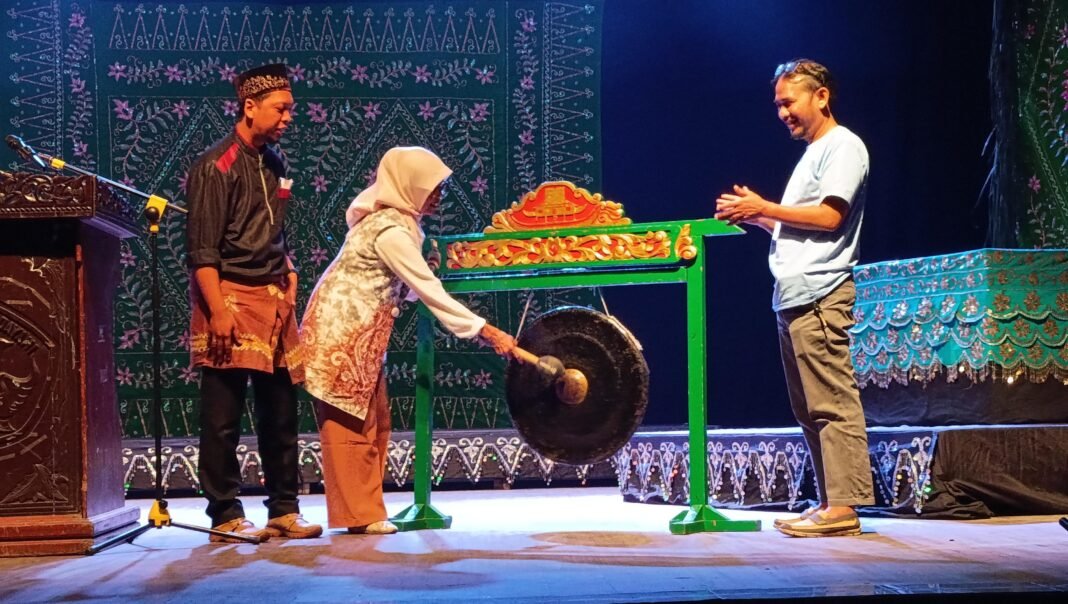 IMG-20250417-WA0004 Aruh Teater Kalimantan Selatan 2025