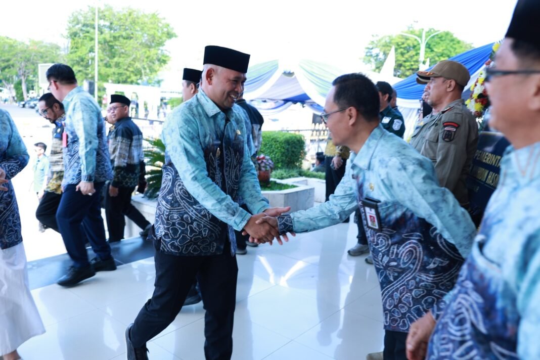 Wakil Bupati Tanah Bumbu, H. Bahsanuddin, menghadiri peringatan Hari Jadi Kota Banjarbaru ke-26. Foto-MC Tanbu