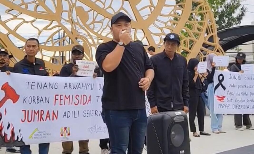 IMG_5064 Ketua DPRD Banjarbaru berjanji mengawal tuntas kasus kematian jurnalis Juwita. Foto-Nurul Mufidah