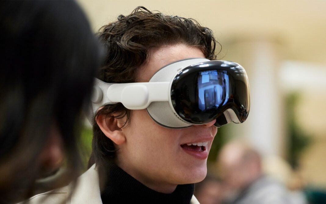Apple Vision