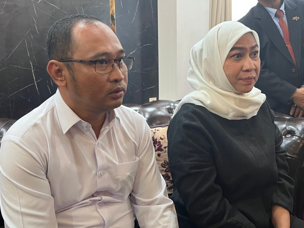 Lisa Halaby Lisa Halaby