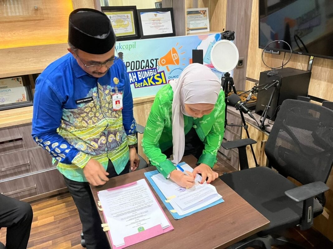 Disdukcapil dan Dispersip Tanah Bumbu Disdukcapil dan Dispersip Tanah Bumbu