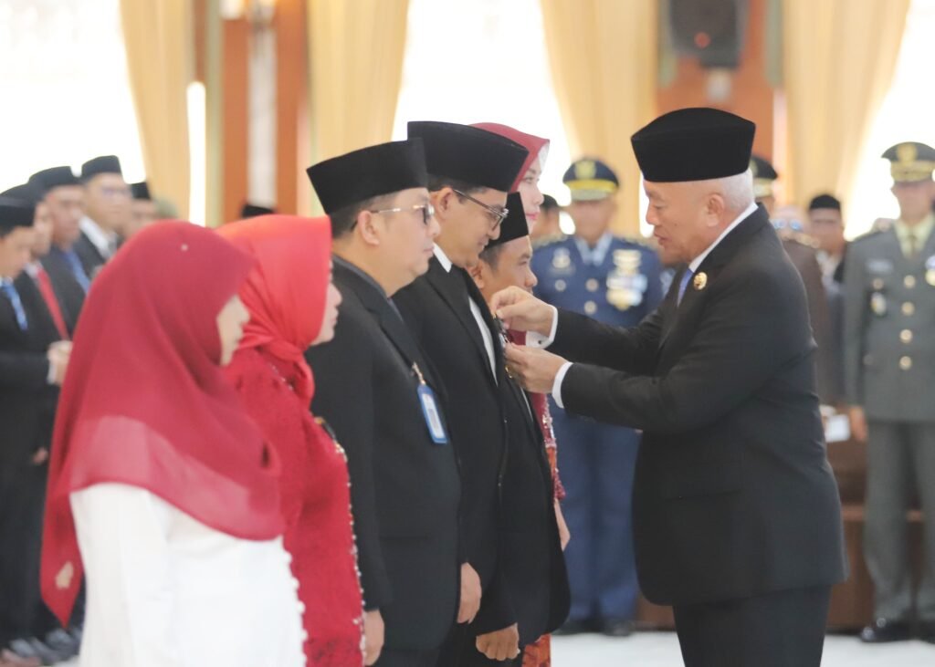 Satyalancana Karya Satya