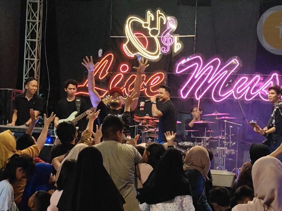 Ernavecx HUT RI Ernavecx HUT RI