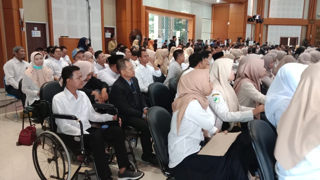 0027dc00-d14b-4e21-99f0-585d38c8a701