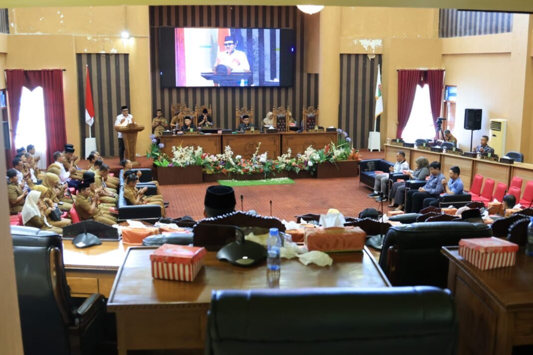 Rapat Paripurna DPRD Tanah Bumbu. Foto-Istimewa. DPRD Tanah Bumbu