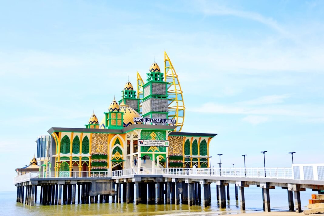 Masjid Apung Pagatan Masjid Apung Pagatan