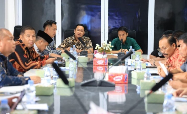 Rapat koordinasi DPRD Tanah Bumbu. Foto-Istimewa. Komisi III DPRD Tanah Bumbu
