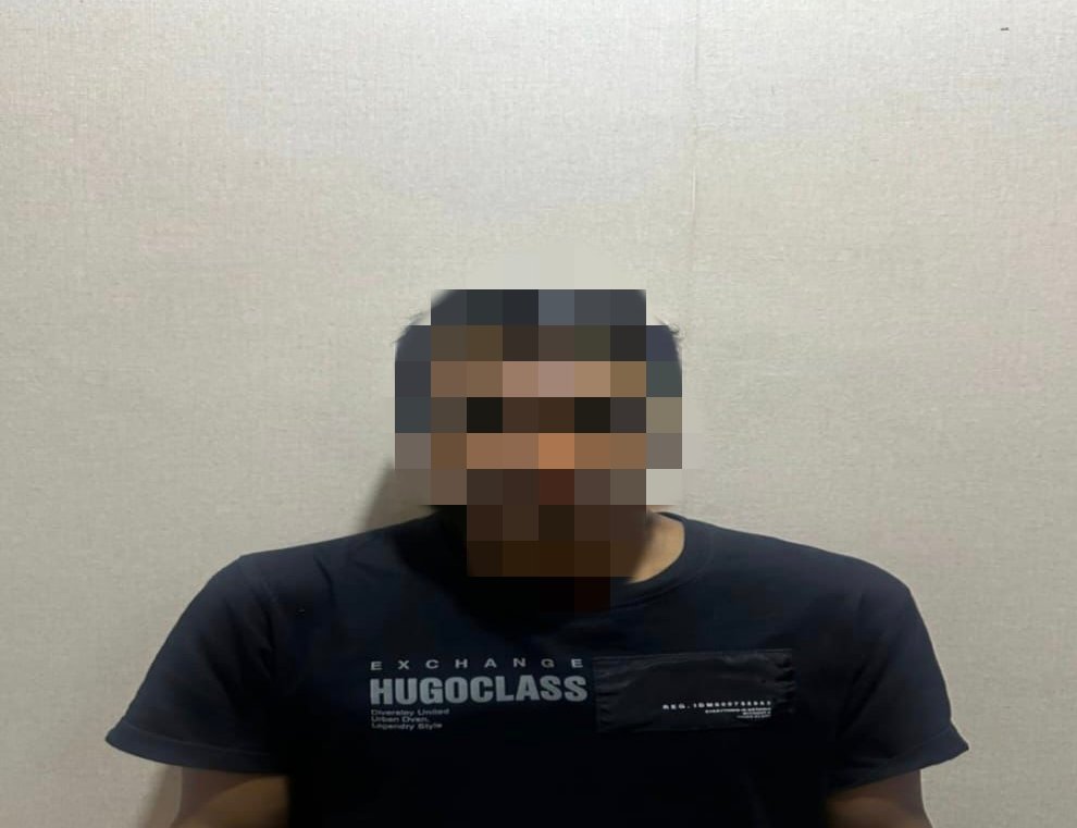 Pria Tanah Bumbu Pria Tanah Bumbu