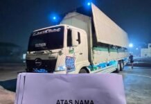 Ferry Irwandi Salurkan Donasi Rp10 Miliar untuk Korban Bencana Sumatera Ferry Irwandi