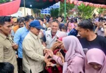 Prabowo Kunjungi Pengungsi Aceh Tamiang, Janji Percepat Bantuan Aceh Tamiang