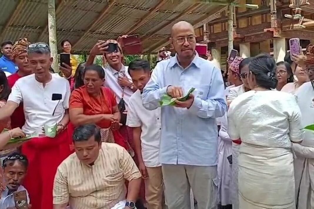 Pandji Sidang Adat Toraja
