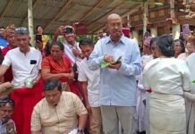 Pandji Pragiwaksono Jalani Sidang Adat Toraja, Akui Salah atas Candaan Stand Up 2013 Pandji Sidang Adat Toraja