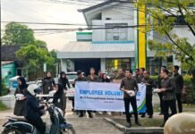 Ramadan Penuh Berkah, BPJS Ketenagakerjaan Banjarmasin Gelar Employee Volunteering Berbagi Takjil Employee Volunteering