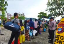 Sempat Terlantar di Batulicin, Ratusan Penumpang KMP Awu Awu Berangkat Menuju Sulsel