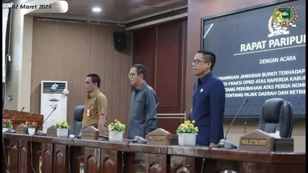 Ketua-DPRD-Tala-H-Khairil-Anwar-tengah-memimpin-rapat-paripurna-1 DPRD Tala