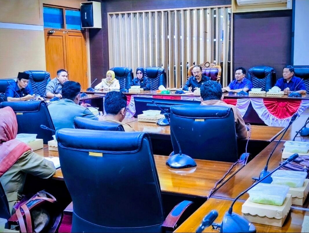 DPRD Tanah Bumbu DPRD Tanah Bumbu