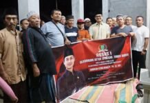 Serap Aspirasi di Simpang Empat, Ketua DPRD Tanah Bumbu Fokus Perbaikan Jalan dan Penerangan DPRD Tanah Bumbu