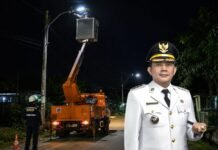 PJU di Batulicin Menyala Lagi, Warga Apresiasi Bupati
