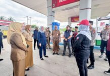 Terima Keluhan Warganya, Wali Kota Lisa Gercep Sidak ke Sejumlah SPBU di Banjarbaru