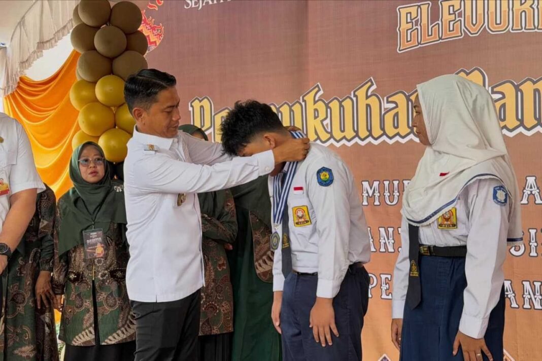 Pelepasan Siswa SMPN 9 Banjarmasin