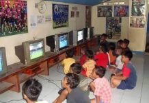 Fenomena Kaset, DVD Bajakan, dan Kenangan Rental PS Kenangan
