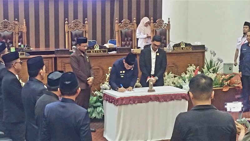 DPRD Tanah Bumbu DPRD Tanah Bumbu