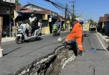 Makin Parah! Separuh Badan Jalan Martapura Lama Ambles Jalan Martapura Lama