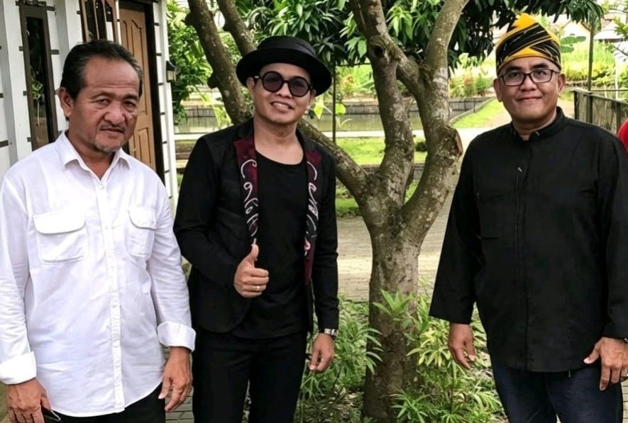 Khairiadi Asa Lempeng Pisang Khairiadi Asa Lempeng Pisang