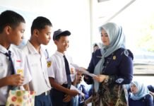 Gatriwara Tanah Bumbu Edukasi Pelajar SMPN 5 Simpang Empat Bijak Bermedia Sosial Gatriwara Tanah Bumbu