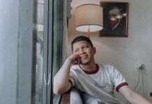 Mendengarkan Afiffaturr Bercerita di “Penghuni Tanpa Suara”