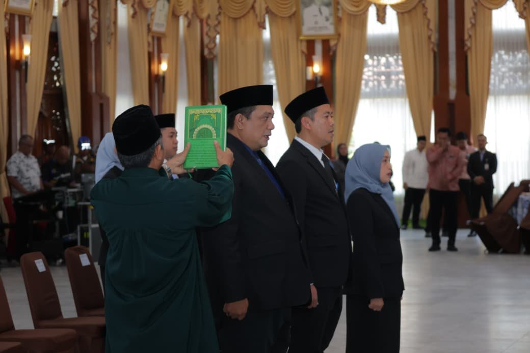 Kepala Kesbangpol Kalsel Kepala Kesbangpol Kalsel