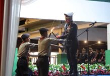 Pawai Obor dan Apel Taptu Semarakkan Malam HUT ke-81 RI di Tanah Bumbu Malam HUT ke-81 RI