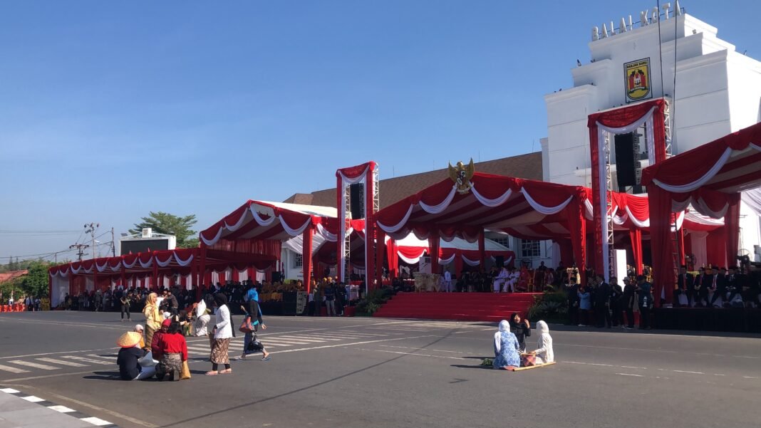 Teater Kolosal Garugum