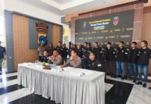 Pengungkapan Kasus Guru Setubuhi Murid, Polisi Sita Flash Disk Berisi 60 Video Mesum Kasus Guru Setubuhi Murid