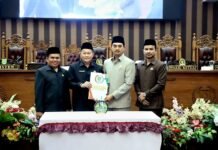DPRD Tanah Bumbu Setujui Tiga Raperda, Aturan Desa dan Pajak Diperbarui