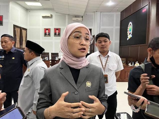 Malang Hentikan MBG Malang Hentikan MBG