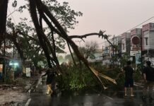 Hujan Kembali Guyur Banjarbaru, Warga Khawatir Angin Kencang hujan banjarbaru