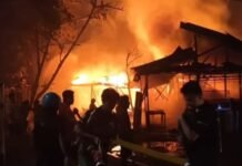 Kebakaran di Kompleks DPR Banjarmasin Hanguskan Rumah, Warung, dan Bedakan Kebakaran Kompleks DPR